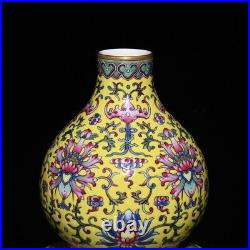 12 Chinese Porcelain Qing dynasty qianlong mark famille rose flower gourd Vase