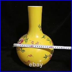 14.6 Old Porcelain Qing dynasty qianlong mark A pair Famille rose peach Vase