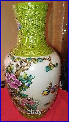 15.7 Qianlong Qing Dynasty Chinese Famile Rose Porcelain Flower Birds Vase Rare