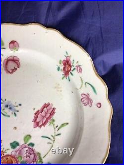 18th c Chinese Qianlong famille rose Plate with scalloped edge