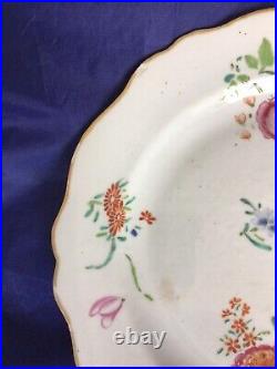 18th c Chinese Qianlong famille rose Plate with scalloped edge