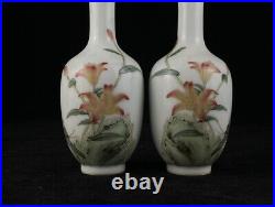 7.1 China dynasty Porcelain qianlong mark pair famille rose flowers plants vase