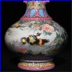 8 Chinese Porcelain Qing dynasty qianlong mark famille rose Mandarin Duck Vase