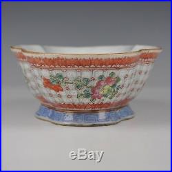 A Perfect Chinese Porcelain 19Th Century Famille Rose Bowl With Qianlong Mark
