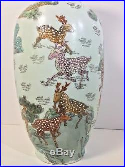 An 18th19th c. Antique Chinese Famille Verte 100 Deer Qianlong Baluster Vase