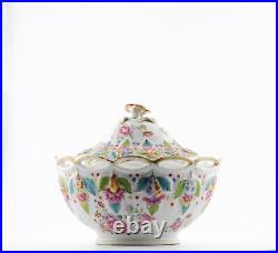 Antique 18C Chinese FAMILLE ROSE'FRUIT-AND-FESTOON MOLDED' OVAL TUREEN China