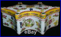Antique Chinese Famille China Porcelain 6-Sided Bowl Box Red Qianlong Mark Seal