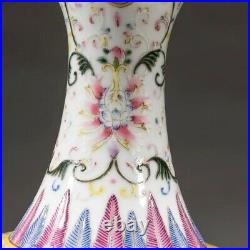 Antique Chinese Porcelain Famille Rose Porcelain Vase, With Qing Qian Long Seal