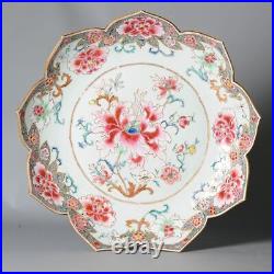 Antique Chinese porcelain Lotus shaped dish Porcelain Yongzheng/Qianlong China