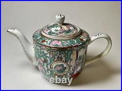 Antique Qianlong Chinese Teapot Famille Verte Handpainted Qing