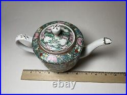 Antique Qianlong Chinese Teapot Famille Verte Handpainted Qing