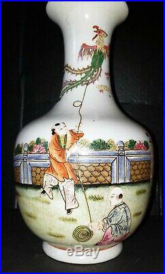 Antique VTG Chinese Famille Rose Handpainted Men Flying Kites Vase Qianlong