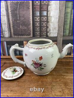 Beautiuful Large Chinese Qianlong Famile Rose Porcelain Teapot 18th Century