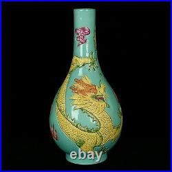 Chinese Antiques Qing Dynasty Qianlong Famille-rose porcelain Dragon Vase a pair