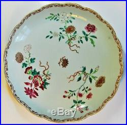 Chinese Porcelain A very large Qianlong, Famille Rose Plate