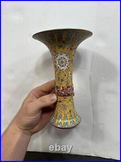 Chinese Porcelain Qing Dynasty Style Qianlong Famille Rose Gu Pattern Vase