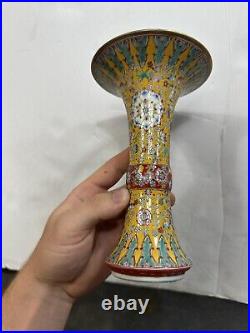 Chinese Porcelain Qing Dynasty Style Qianlong Famille Rose Gu Pattern Vase