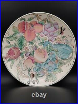 Chinese Qianlong Famille Rose Porcelain Plate Painted Fresh Fruit Flower Insect