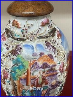 Fine antique Chinese Famille rose mandarin Lamp Vase. Qianlong Period
