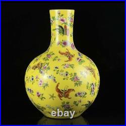Old Rare Chinese Qianlong Marked Yellow Glaze Famille Rose Vase (dg28)
