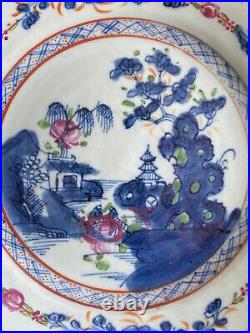 Qianlong (1736-1795) Chinese Antique Porcelain Blue and White famille rose plat