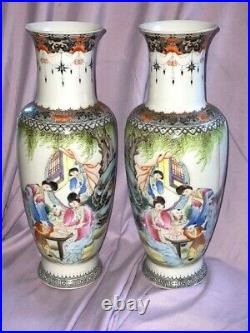 RARE Antique Chinese Republic Period Porcelain Vase Pair Qianlong Famille Rose
