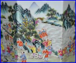 Superb Antique Chinese Famille Rose Porcelain Brush Pot Marked Qianlong S5556